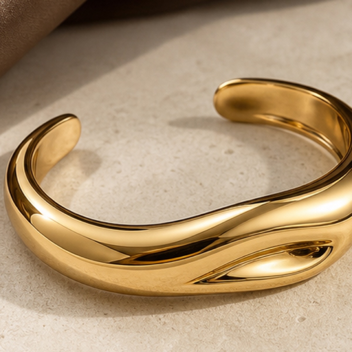 Close view of satin and polished metal surfaces