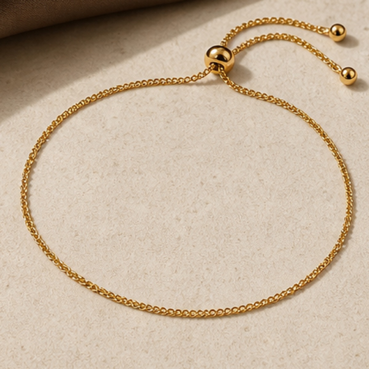 Close detail of the Lumière Tennis Bracelet